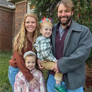 Meet your Posher, Leigh ann